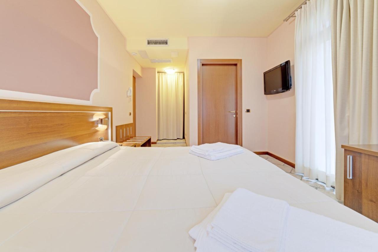 Grotto Bagat Hotel 3*