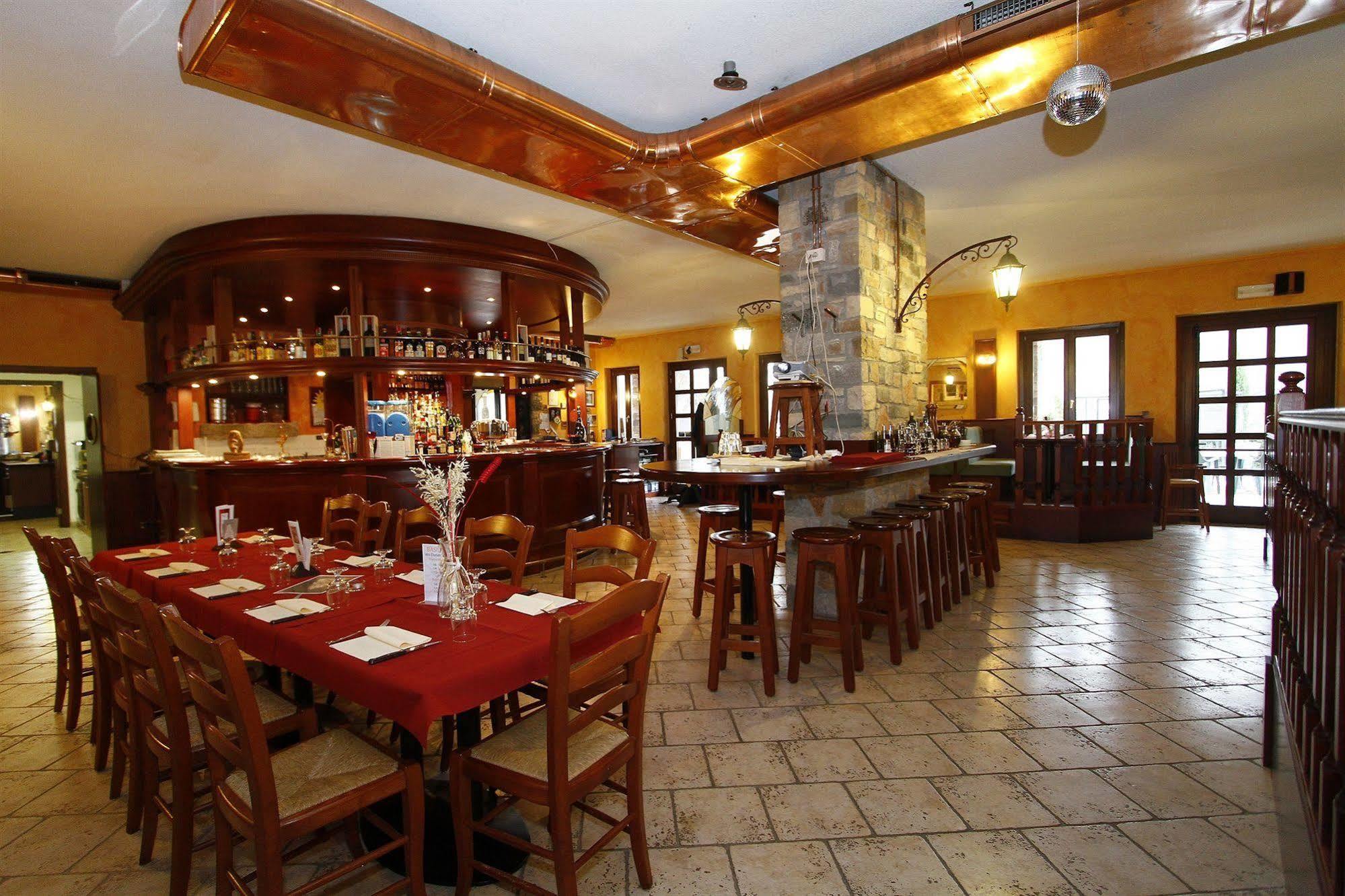 Grotto Bagat Hotel 3*